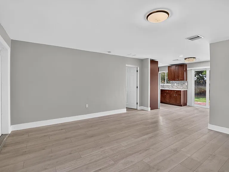 6281 NW 14th Ct — Photo 5