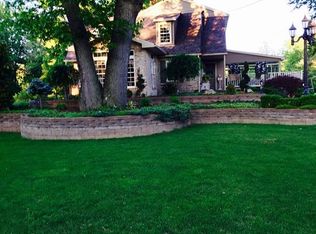 3217 Ellwood Rd, New Castle, PA 16101