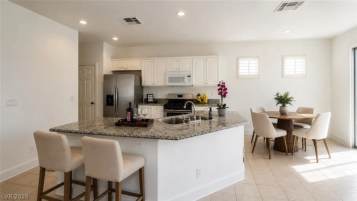 3 bed, 2.5 bath, 1792 sqft, $2,200 — Photo 4