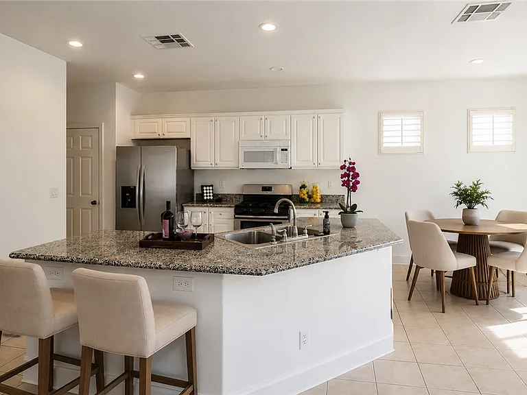 8083 Retriever Ave — Photo 4