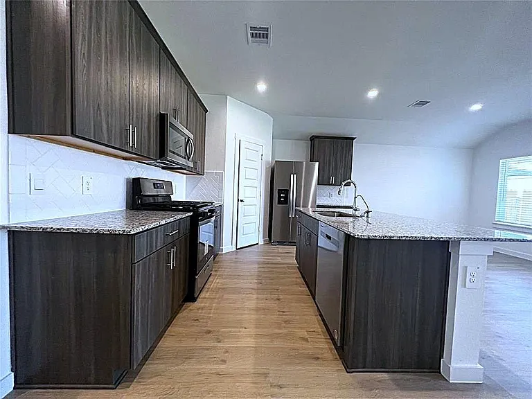 4307 Whitefish Ln — Photo 12