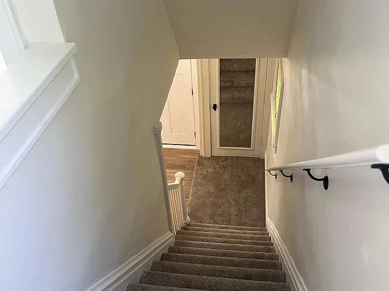 1229 Wilson Ave — Photo 19