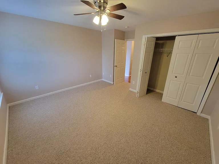 104 Stone Cottage Dr — Photo 14