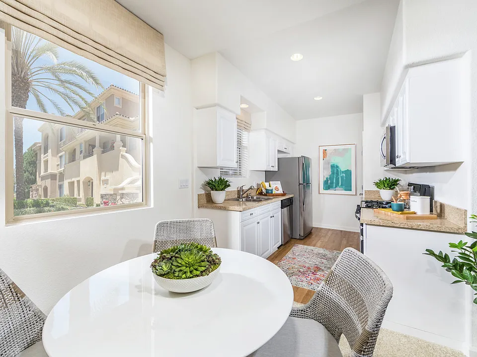 Pacific View Apartment Homes