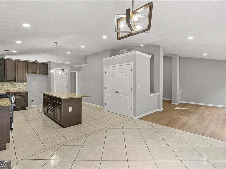 4680 Sterling Oaks Ct — Photo 14