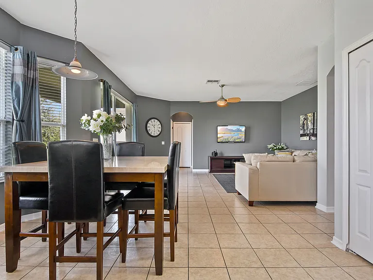 12713 Grovehurst Ave — Photo 9