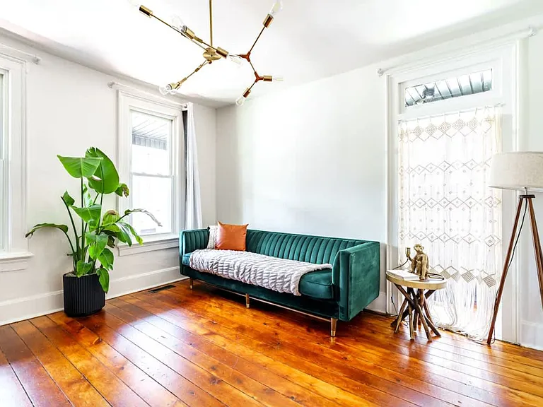 E Prescott St — Photo 11