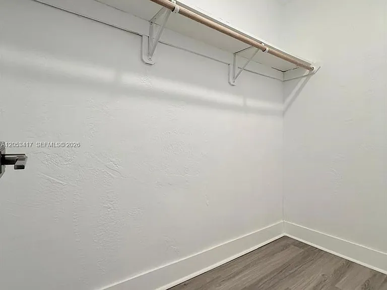 520 SW 5th St #2 — Photo 12