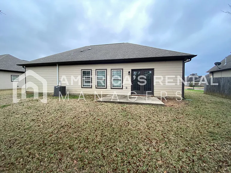 108 Falling Waters Ln — Photo 15
