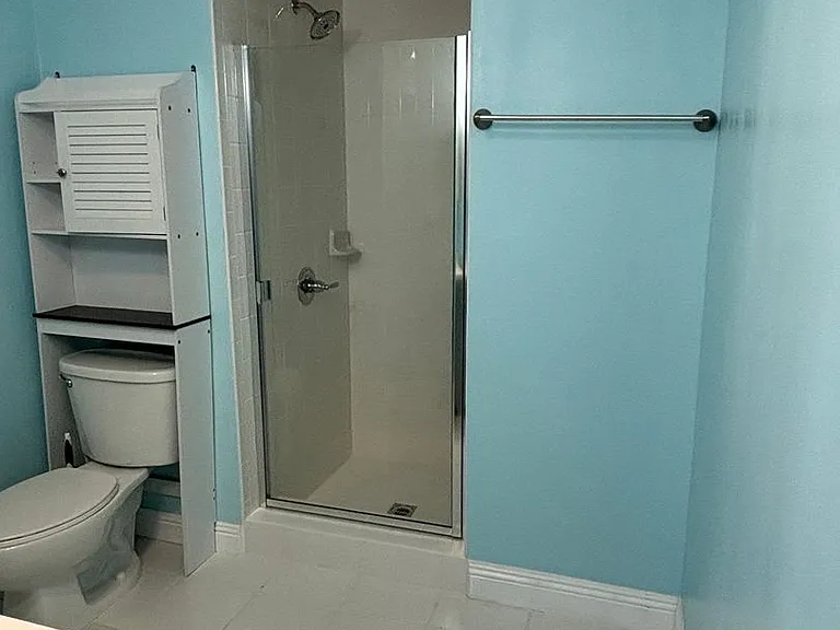 2832 Charlemagne Ave — Photo 12
