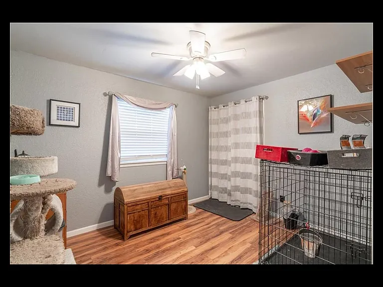 1312 Val Genes Rd — Photo 20