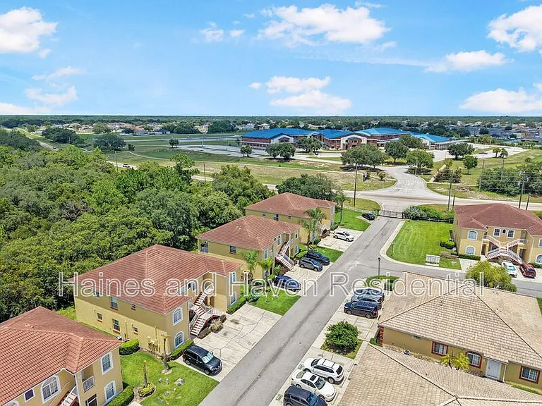 12201 Indian Creek Dr — Photo 4