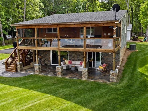 118 Paradise Point, Macon, NC 27551