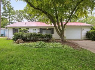 903 E Delaware Ave, Urbana, IL
