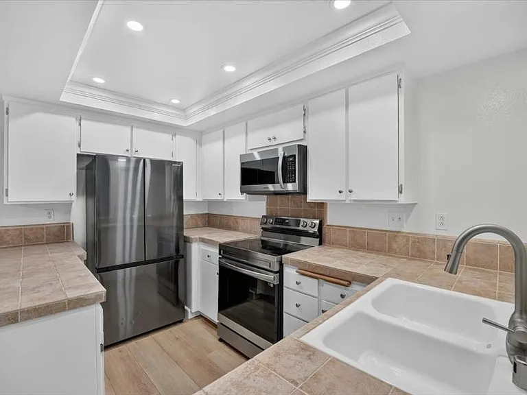 5937 Armaga Spring Rd #N — Photo 16