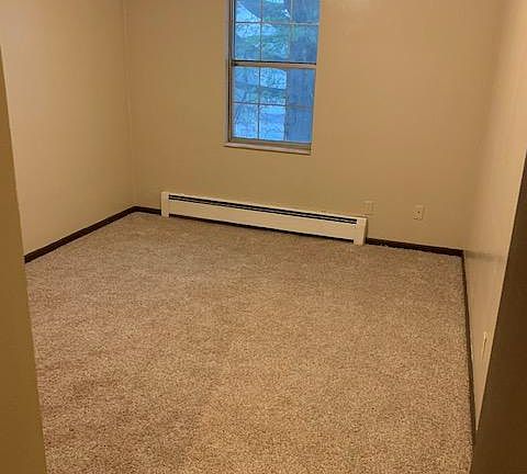 5th image of 310 E Larwill St #4