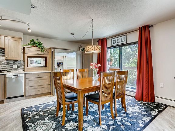 3rd image of 6615 Lake Shore Dr #317
