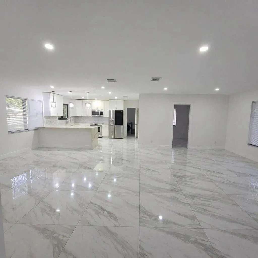 3 bed, 2.0 bath, 1938 sqft, $5,200 — Photo 4