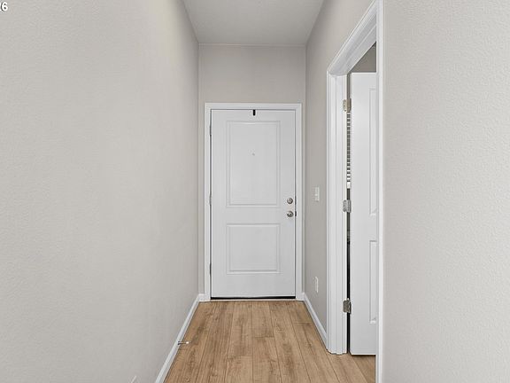 5th image of 17323 SE Elias Ct
