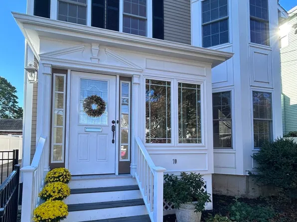 70 Gardner St, West Roxbury, MA 02132