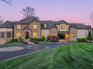 1403 Riverwood Ln, Powell, OH 43065