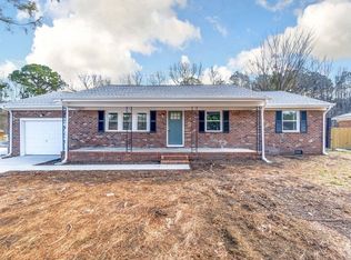 809 Colony Manor Rd, Chesapeake, VA 23321