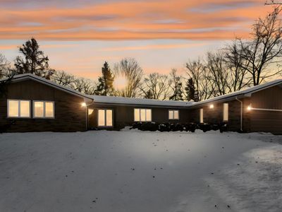 2247 Silver Maple Dr, Milford, MI, 48380