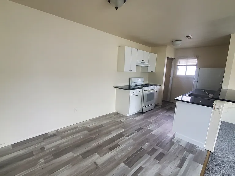 1731 Fountain Rock Way — Photo 2