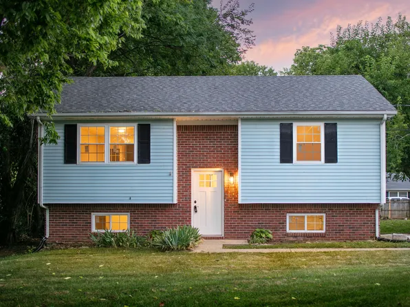 122 Maple Ave, Versailles, KY 40383