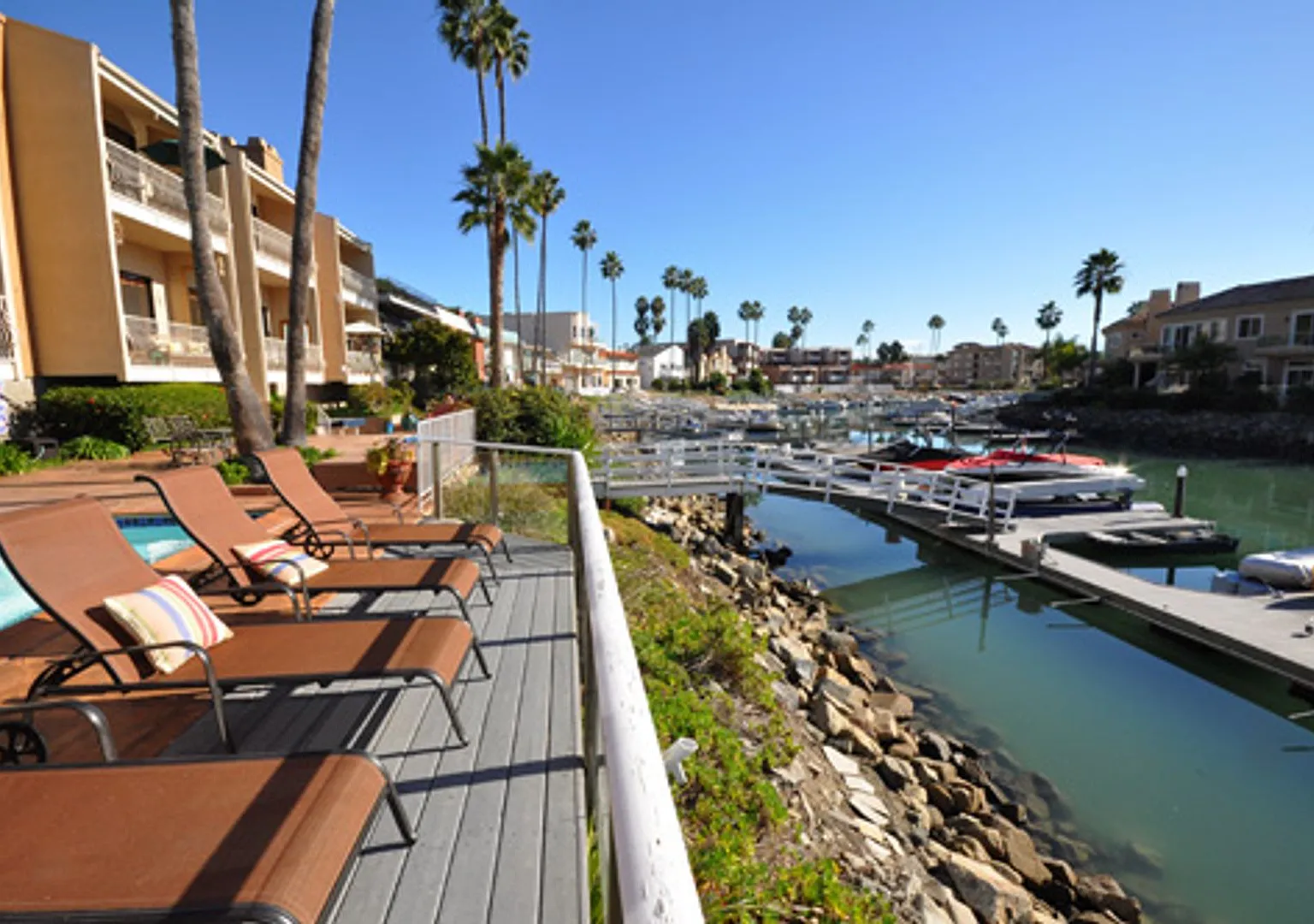 2 Bedroom, 2 Bath Bristol Cove Condo — Photo 3