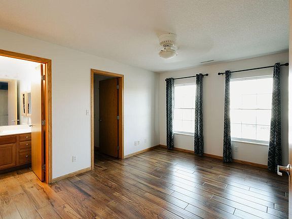 4th image of 2511 Bristol Dr Unit 208