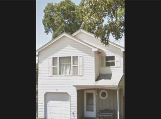 331 Mooney Pond Rd, Selden, NY 11784