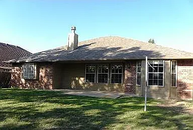 13004 Almond Dr — Photo 2