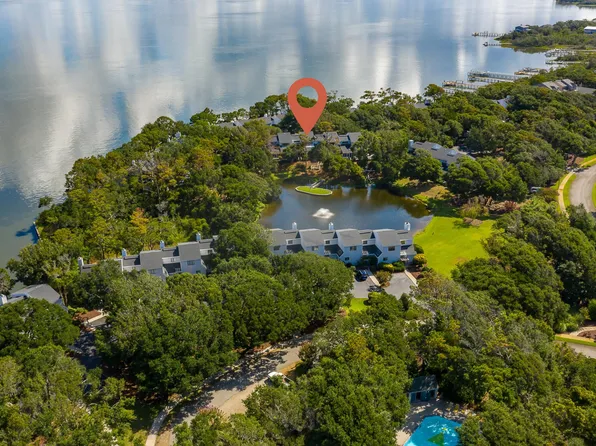 570 Coral Drive #P3 Westport, Pine Knoll Shores, NC 28512