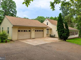 721 Ragan Rd, Conowingo, MD 21918