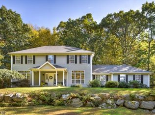 14 Pillar Dr, Rockaway, NJ 07866