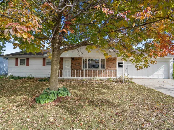 1712 McKinley St, New Holstein, WI 53061