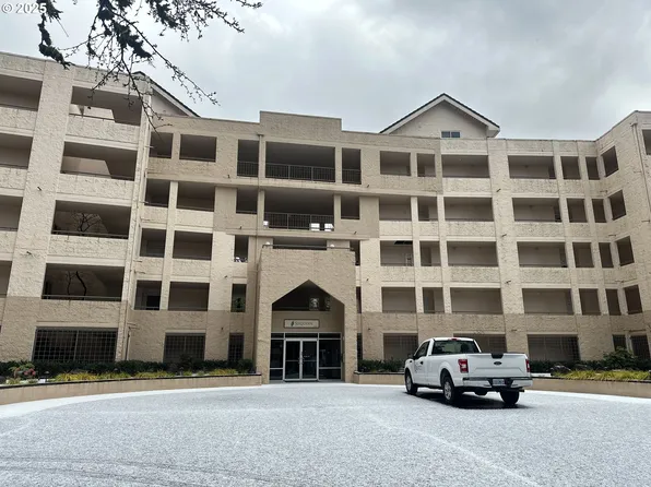 6605 W Burnside Rd Unit 152, Portland, OR 97210