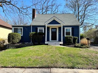 130 Maple Pl, South Plainfield, NJ 07080