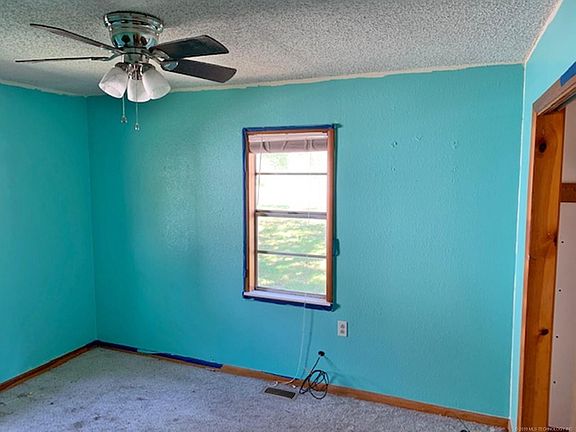 5th image of 1633 N Vinita Ave