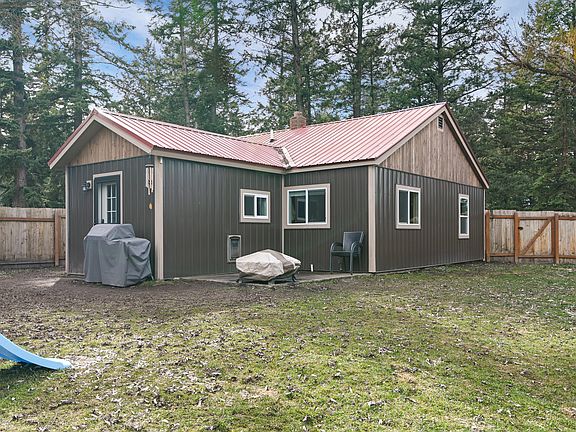 4th image of 525 Maple Dr