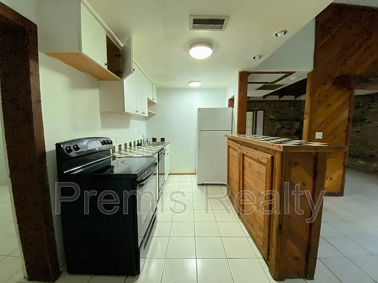 2686 Sunset Dr #B — Photo 11