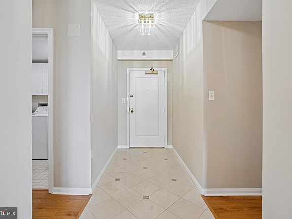5th image of 5800 Nicholson Ln #1-1206