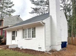 7075 Williamsburg Dr, Riverdale, GA 30274