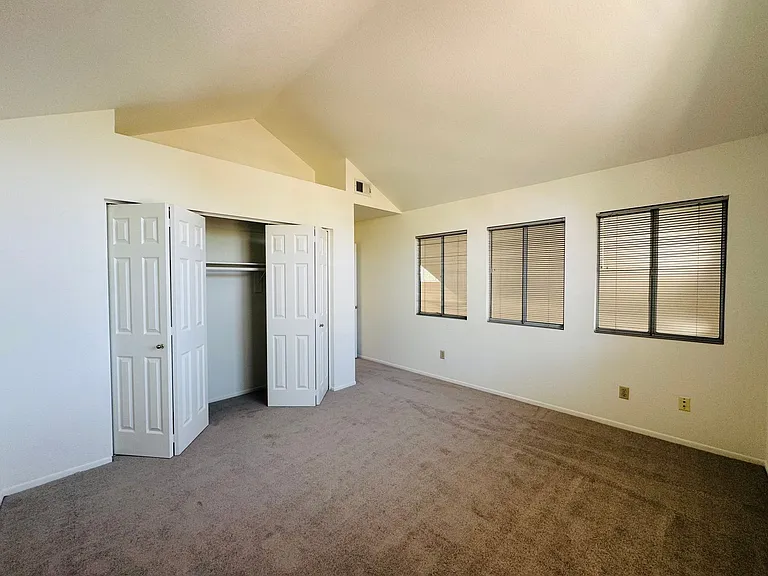 226 Camino Cortina — Photo 17