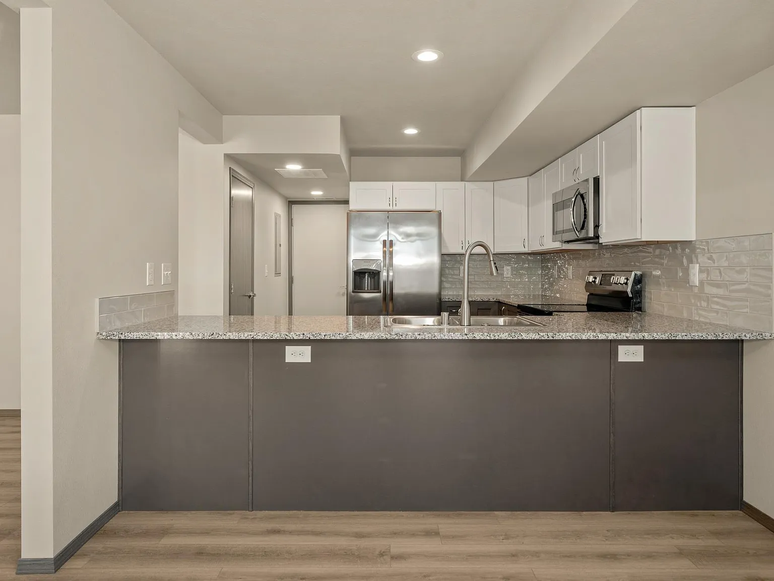 7229 E Pacific Way — Photo 4