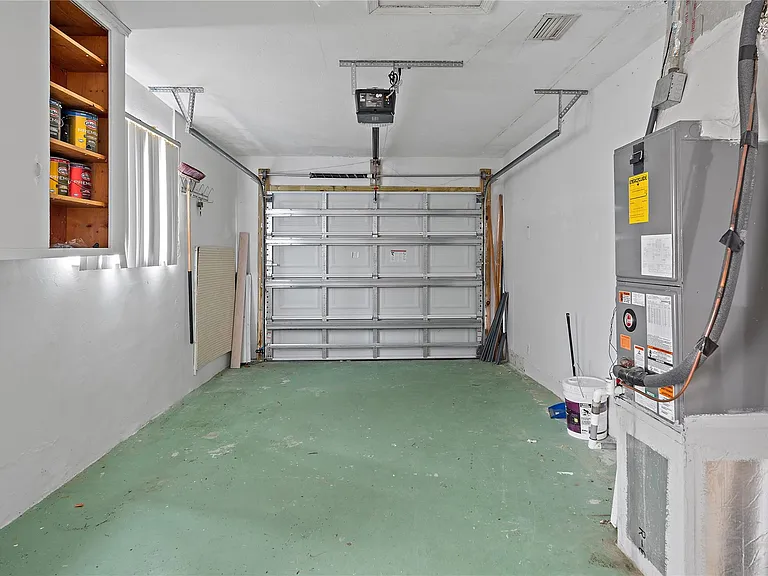 4510 NW 49th Dr — Photo 31