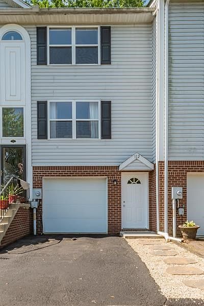 1st image of 112 Winston Way