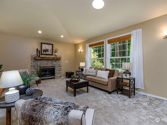 5th image of 9615 62nd Street NW