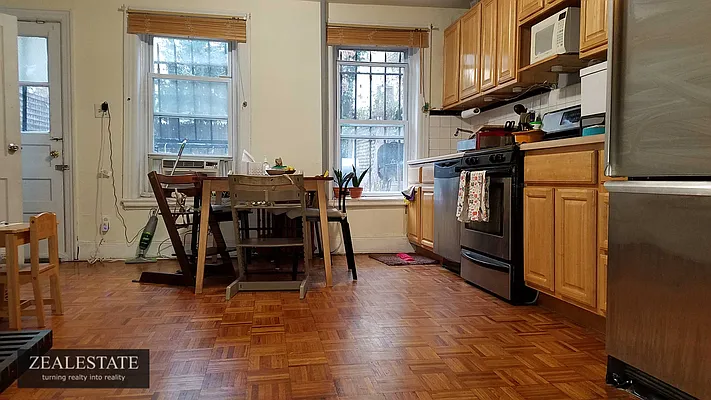 Rented by ZealEstate Group Inc | media 40
